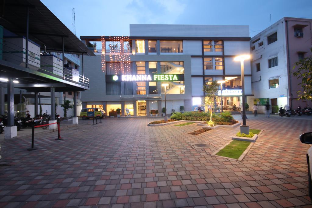 Khanna Fiesta Vellore Exterior foto